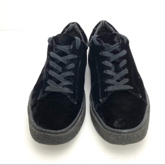 VINCE Neela Velvet Chunky Platform Sneakers in Jet Black Size 8.5 - Picture 3 of 11